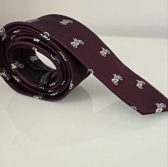 Men's Burgundy Motorcycle Pattern Silk Skinny Tie - Picture 2 of 6